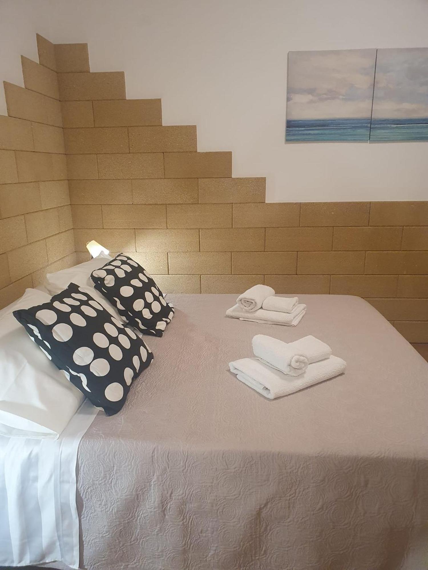 La Dimora Di Don Vito - Appartamento Confortevole Bari Exterior photo